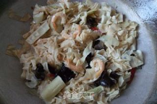 海米扁尖烧豆皮的做法步骤：9