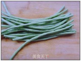 酱拌豆角的做法步骤：1