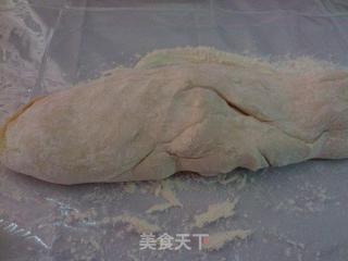 牛肉香菇芹菜水饺的做法步骤：1