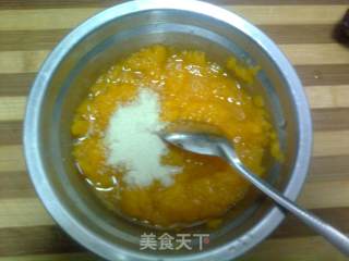 南瓜紫薯花卷的做法步骤：2