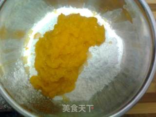 南瓜紫薯花卷的做法步骤：4