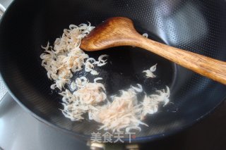 清淡养生的【虾皮烧丝瓜】的做法步骤：3