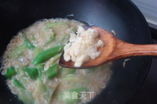 清淡养生的【虾皮烧丝瓜】的做法步骤：7