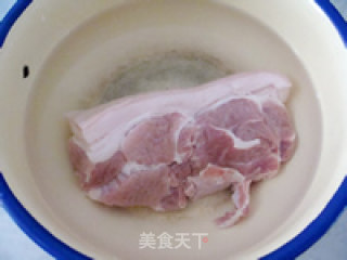 粽香红烧肉的做法步骤：1