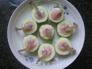 小荷才露尖尖角，早有鲜虾立上头的做法步骤：1