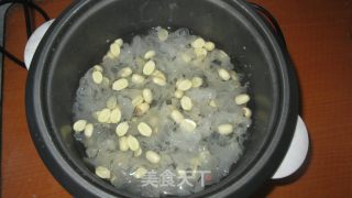银耳莲子红枣粥的做法步骤：3