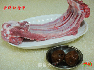 金牌梅香骨的做法步骤：1