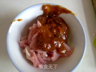 酱香黄瓜肉片的做法步骤：2