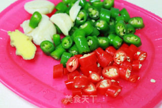 椒香鸡翅的做法步骤：3