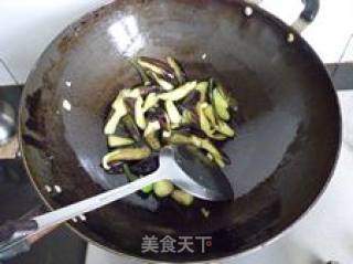 炒夏日三鲜的做法步骤：4
