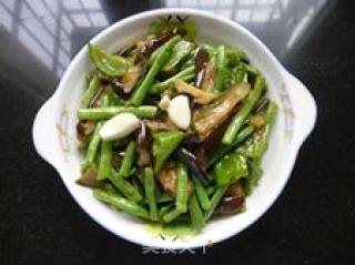 炒夏日三鲜的做法步骤：9