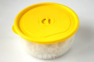 【夏日凉爽主食】鱼子军舰寿司的做法步骤：1