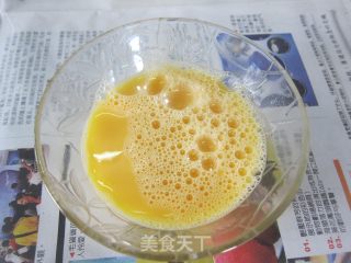 【三色豆腐蛋】的做法步骤：2