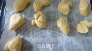 菠萝包的做法步骤：11