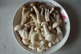 红油拌菌菇的做法步骤：3