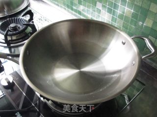 洋葱牛肉粒的做法步骤：1