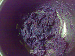 奶香紫薯小餐包的做法步骤：2