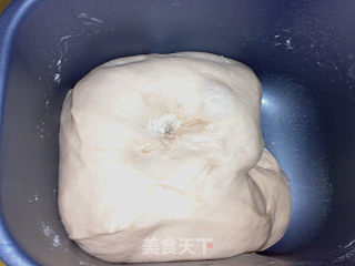 奶香紫薯小餐包的做法步骤：4