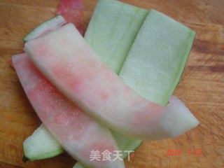 西瓜翠衣汆丸子的做法步骤：4