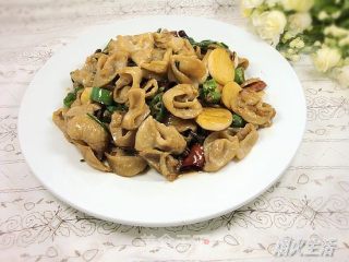 宫保熘肥肠的做法步骤：9