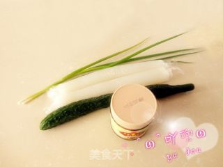 麻酱拉皮的做法步骤：1