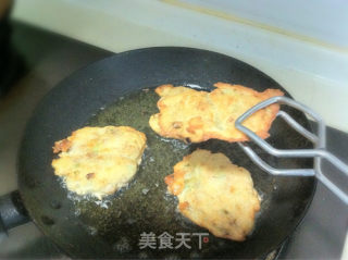 葱香腊肉饼的做法步骤：10