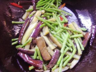 长豆角烧茄子的做法步骤：7