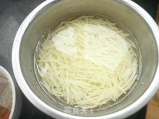 凉拌土豆丝的做法步骤：7