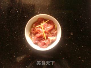 皮蛋瘦肉花生粥的做法步骤：2