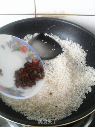 自制健康麻辣蒸肉米粉的做法步骤：6