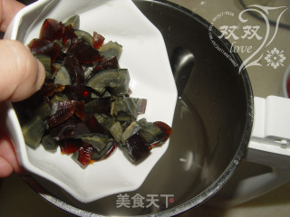 牛肉皮蛋粥的做法步骤：7