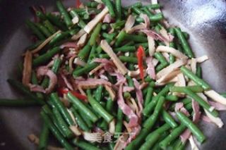 双熏炒豇豆的做法步骤：13