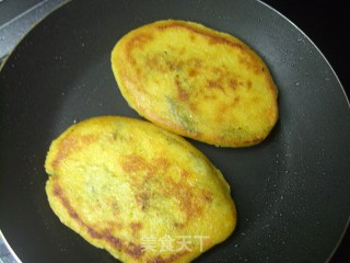 杂粮茴香贴饼子的做法步骤：8