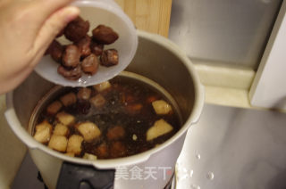 地方特色小吃。。。荔枝夹心肉的做法步骤：7