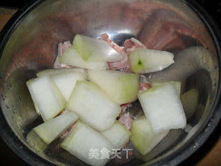排骨冬瓜汤的做法步骤：4