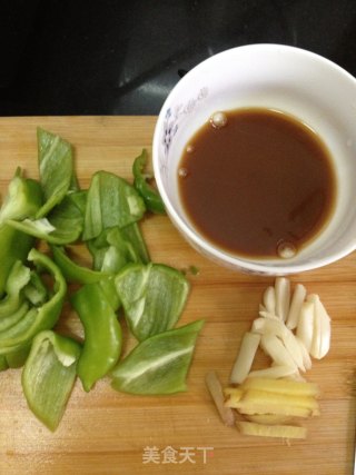 青茄子版少油地三鲜的做法步骤：4