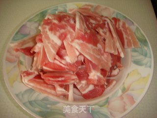 家常菜“煎肉炒洋葱”的做法步骤：2