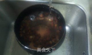葵花莲子扣茭白的做法步骤：5