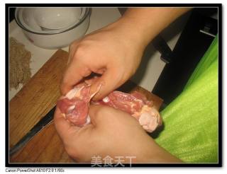 简单放心、肉汁丰富的鸡腿饭来啦~~的做法步骤：3