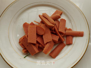 西葫炒火腿的做法步骤：2