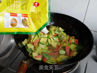 西葫炒火腿的做法步骤：8