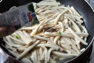 小炒杏鲍菇的做法步骤：7