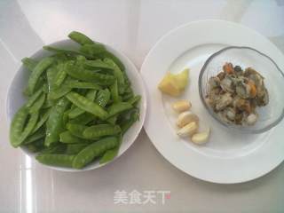 扇贝荷兰豆的做法步骤：1