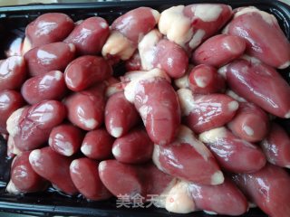 家常炒鸡心的做法步骤：1