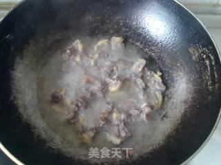 咖哩牛肉的做法步骤：3