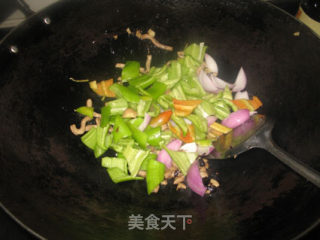 豉椒炒鸭肠的做法步骤：6