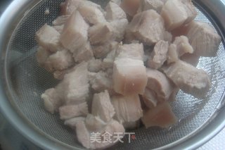 人人都爱红烧肉【秘制甘草红烧肉】（无油，简单）的做法步骤：2