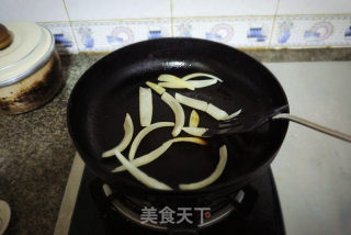 韩国炒年糕的做法步骤：1