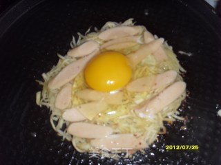 诱人的早餐――土豆丝煎鸡蛋的做法步骤：4