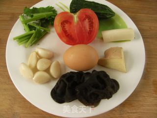 海鲜酸辣豆腐汤的做法步骤：4